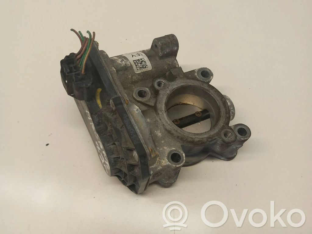 Renault Megane III Throttle valve 