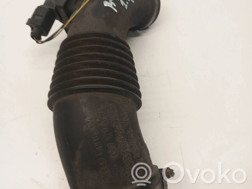 Audi A4 S4 B8 8K Turbo air intake inlet pipe/hose 