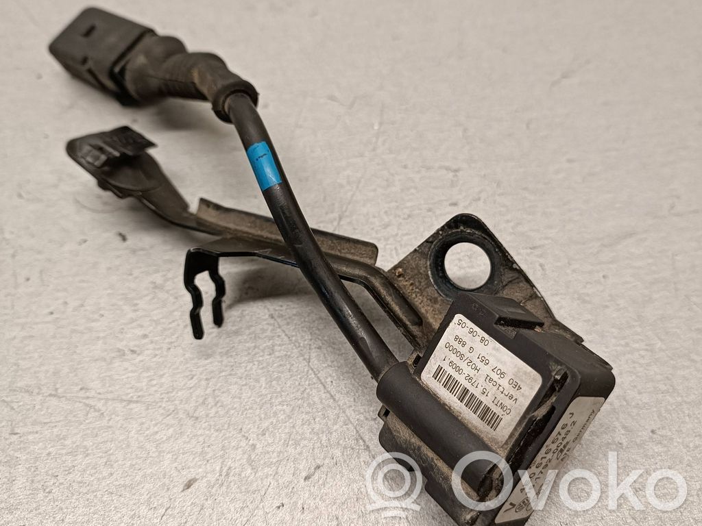Audi A8 S8 D3 4E Air suspension front height level sensor 