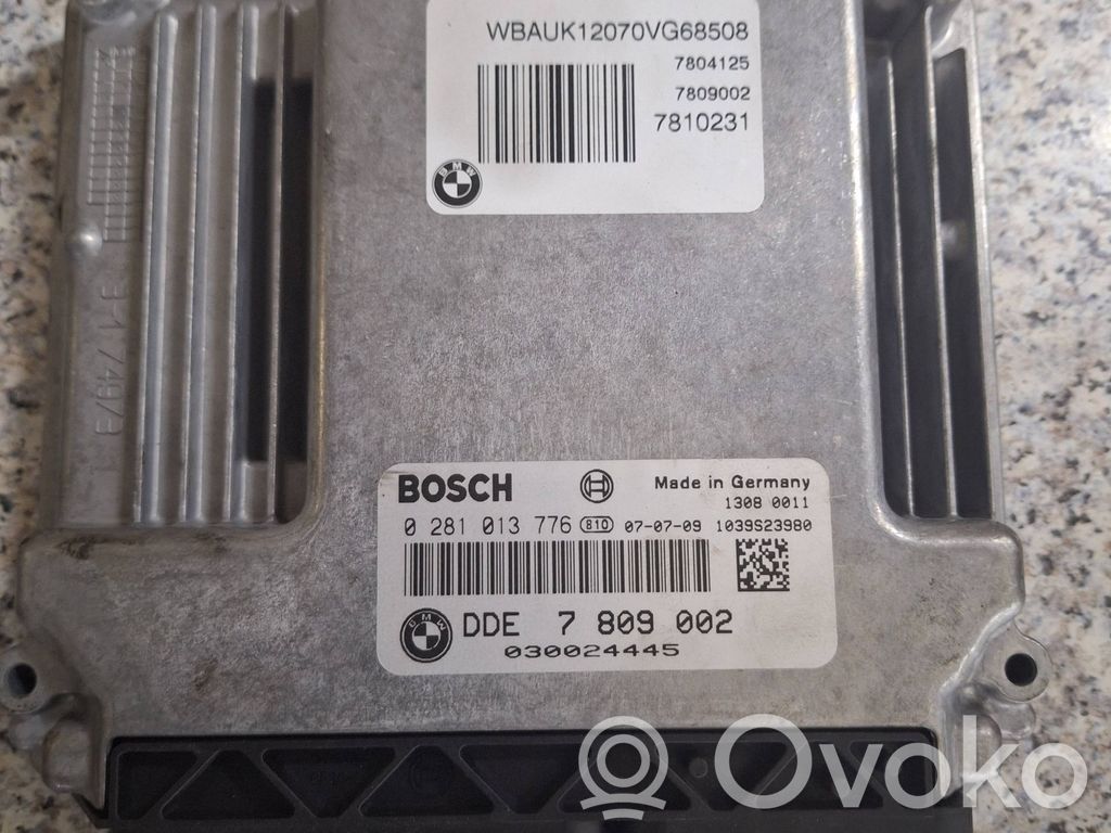 BMW 1 E82 E88 Engine control unit/module 