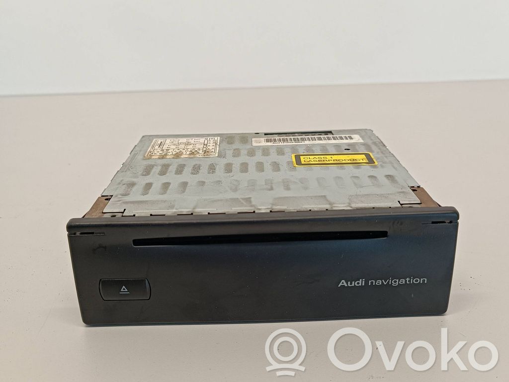 Audi A4 S4 B7 8E 8H Navigation unit CD/DVD player 