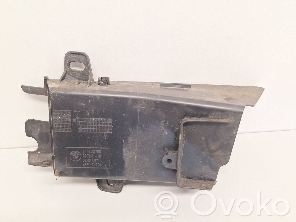 BMW 5 F10 F11 Air intake duct part 