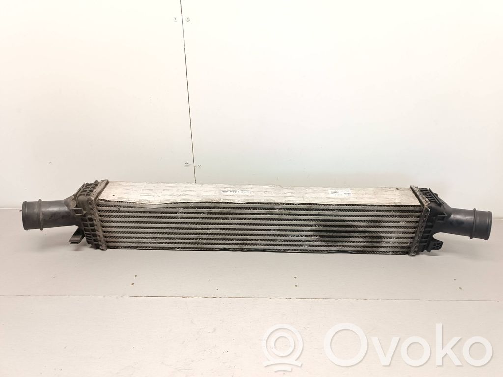 Audi A5 8T 8F Interkūlerio radiatorius 