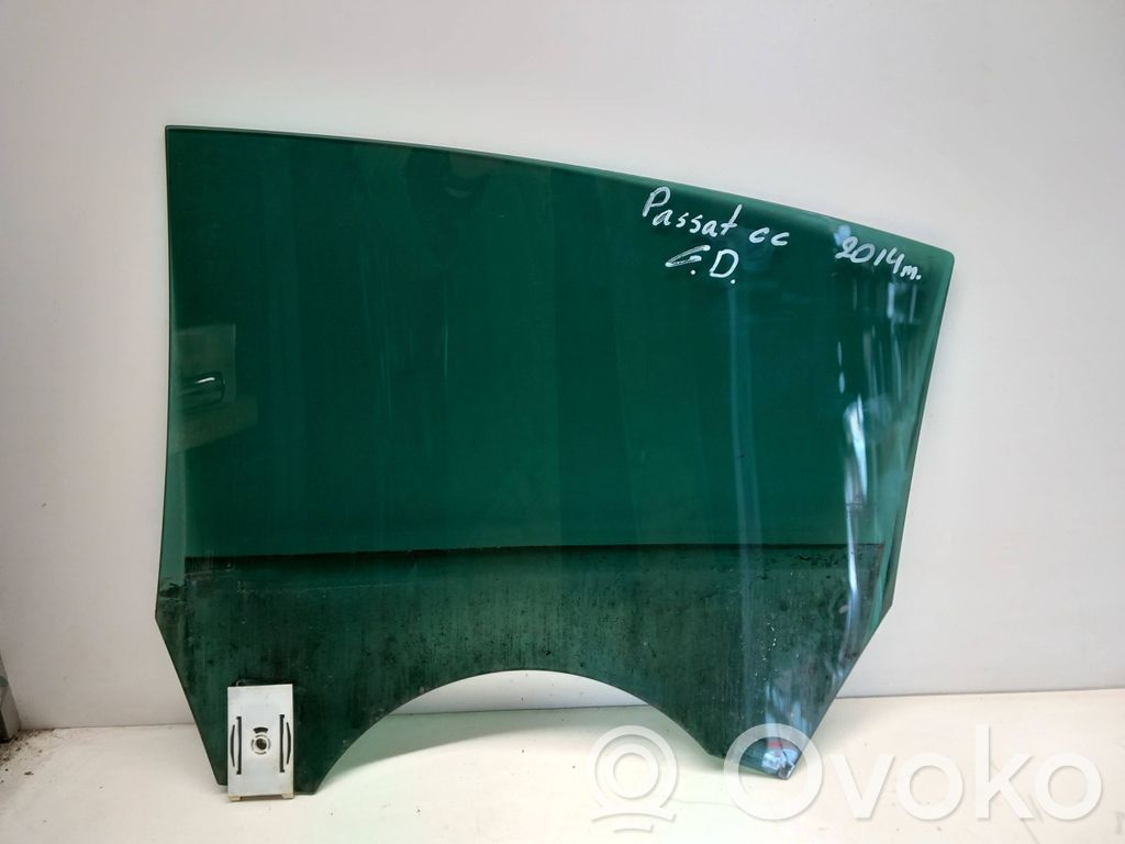Volkswagen PASSAT CC Rear door window glass 