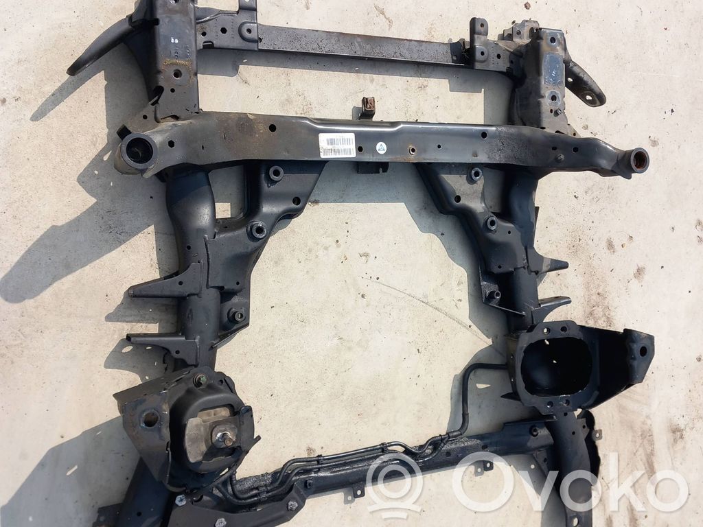 BMW X5 E70 Priekinis traversas 