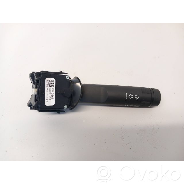 Opel Zafira C Palanca de intermitentes 