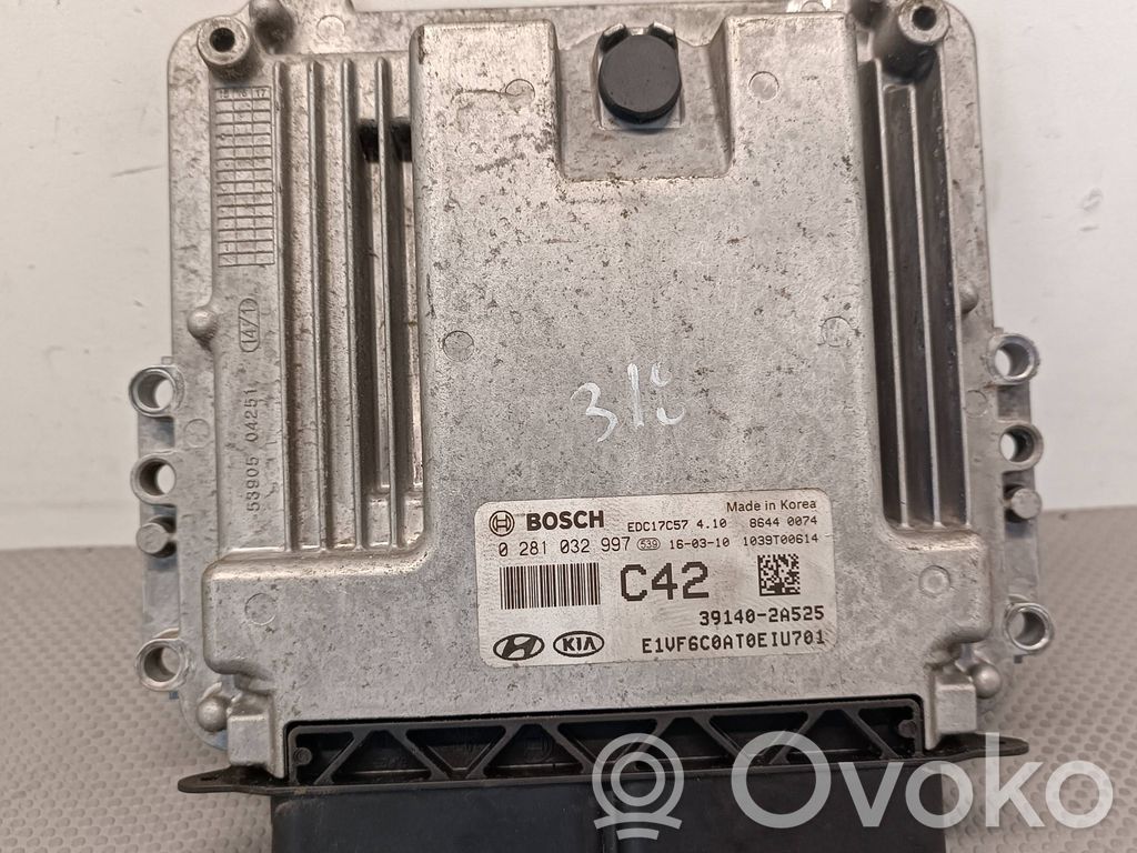 Hyundai i40 Engine control unit/module 