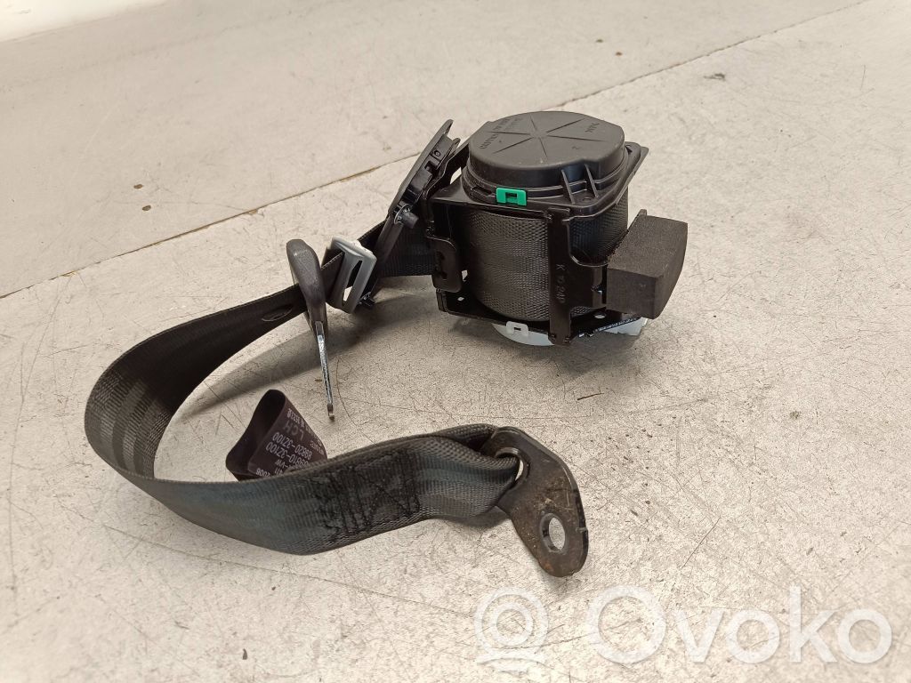 Hyundai i40 Cinturón trasero 