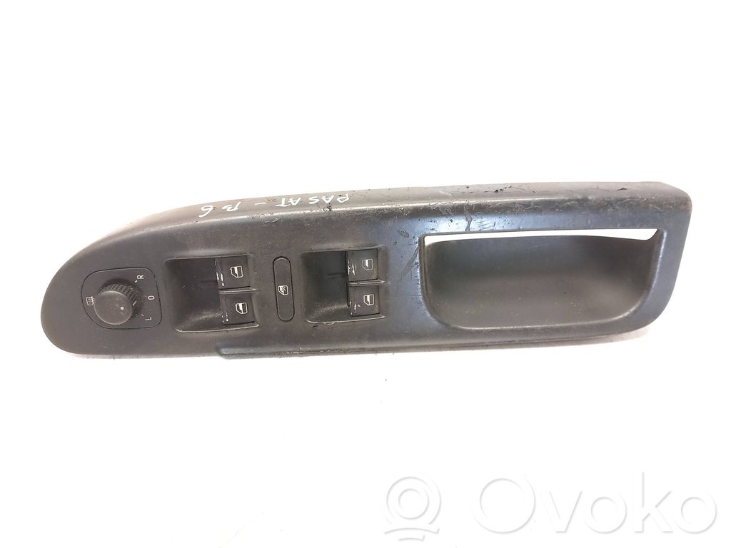 Volkswagen PASSAT B6 Electric window control switch 