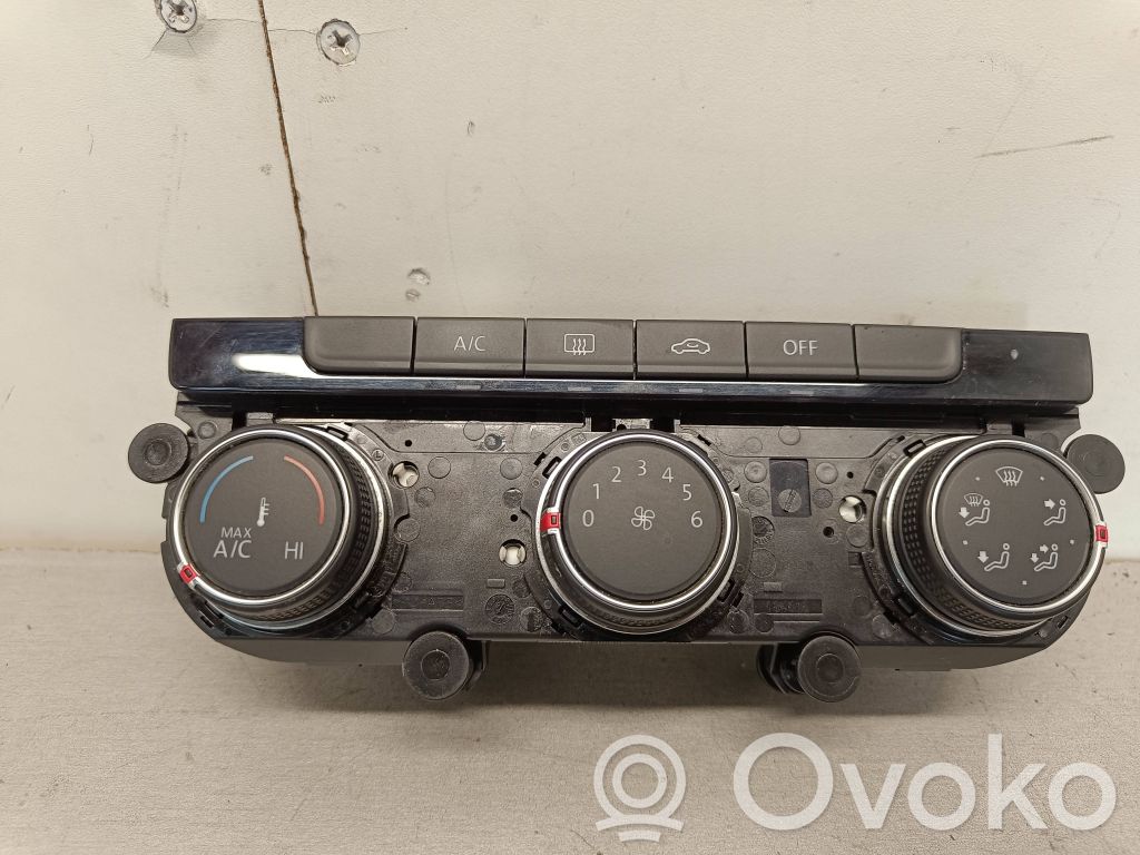Volkswagen Touran III Panel klimatyzacji 