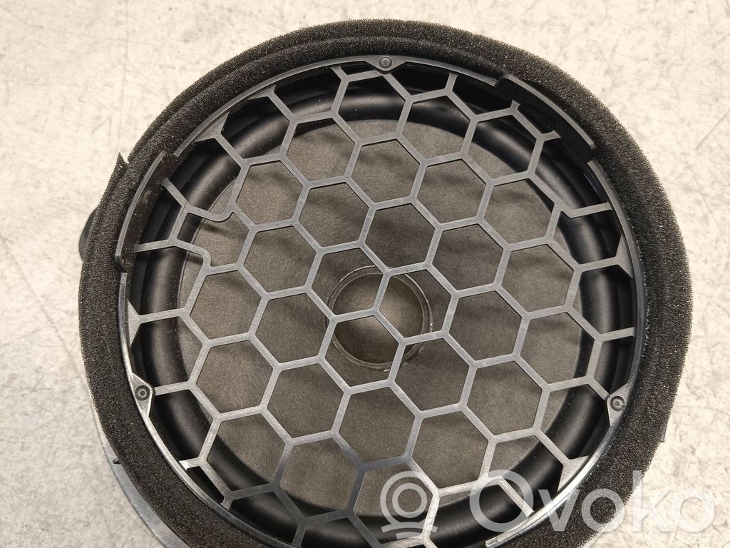 Audi A3 S3 8V Takaoven kaiutin 