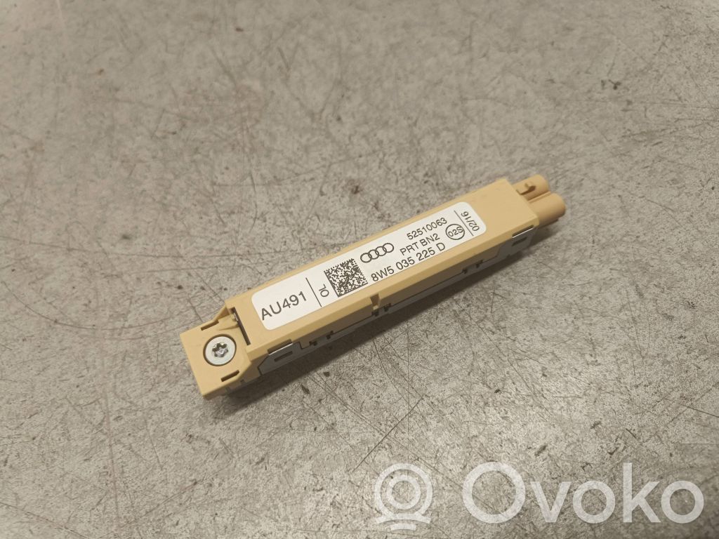 Audi A4 S4 B9 Antenos stiprintuvas 