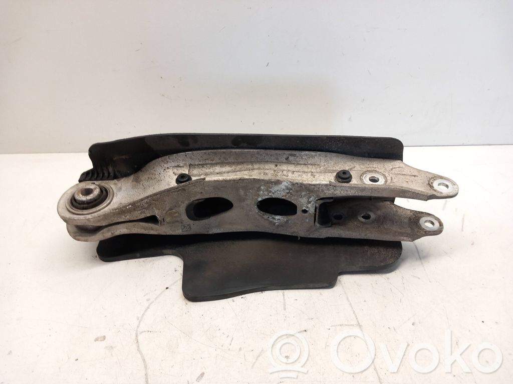 Audi A4 S4 B9 Brazo de suspensión/horquilla superior trasero 