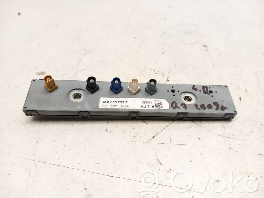 Audi Q7 4L Antenos stiprintuvas 
