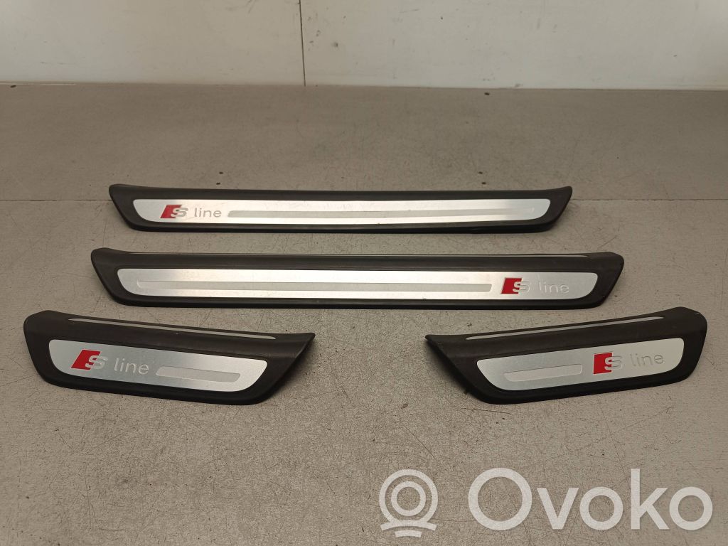 Audi Q3 8U Set apărători prag (interioare) 