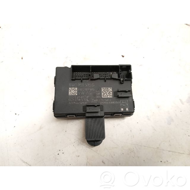 Audi A4 S4 B9 Durų elektronikos valdymo blokas 
