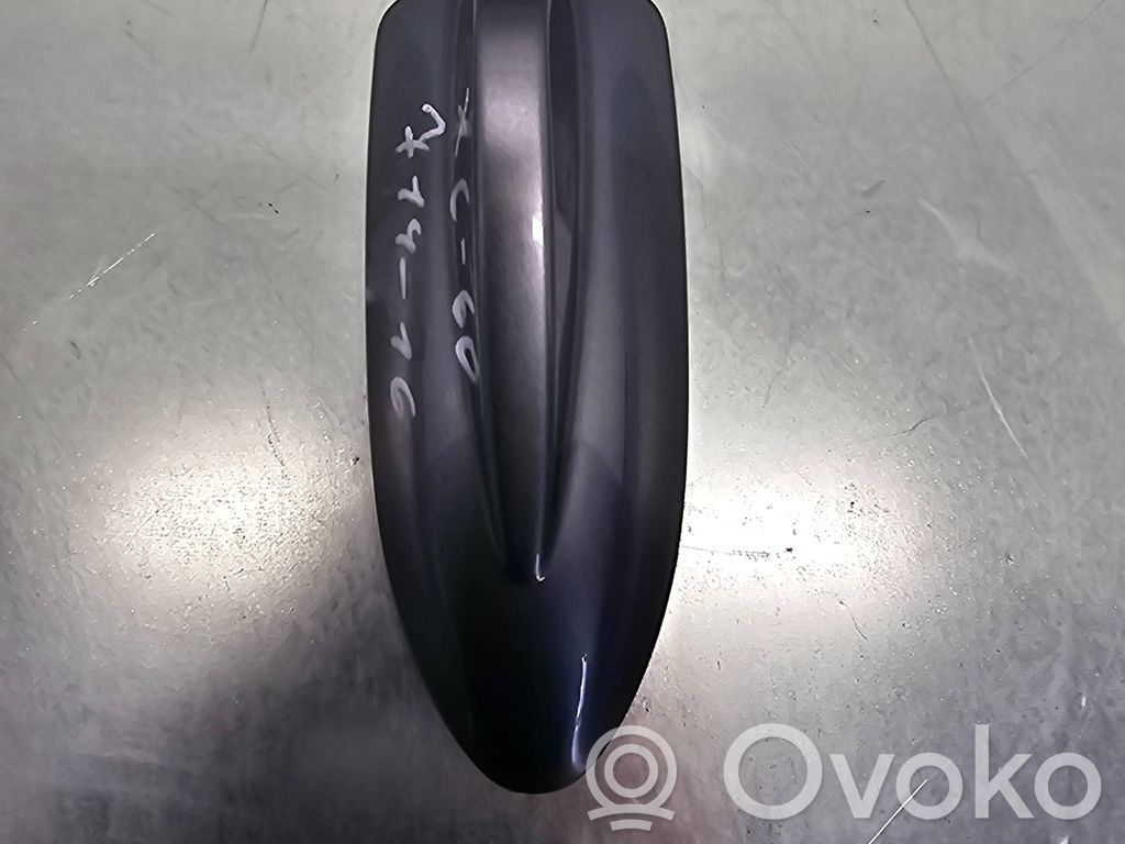 Volvo XC60 GPS-pystyantenni 