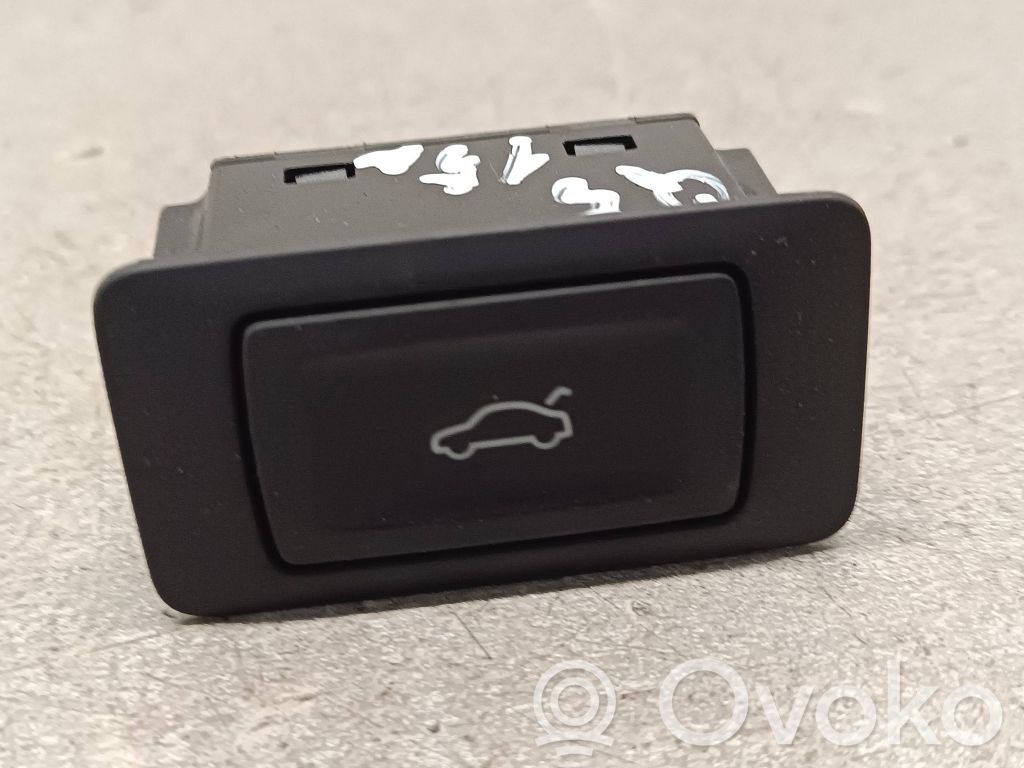 Audi Q5 SQ5 8R Tailgate/boot open switch button 