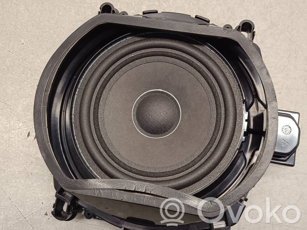 BMW X3 F25 Altavoz subwoofer 