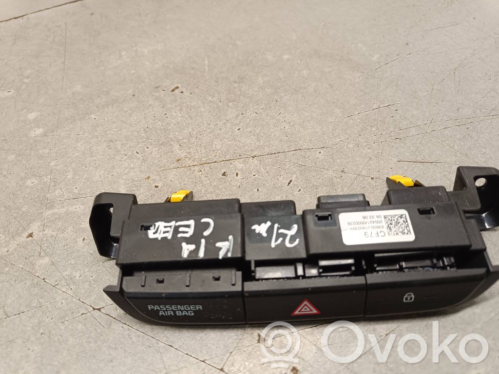 KIA Ceed Botón interruptor de luz de peligro 