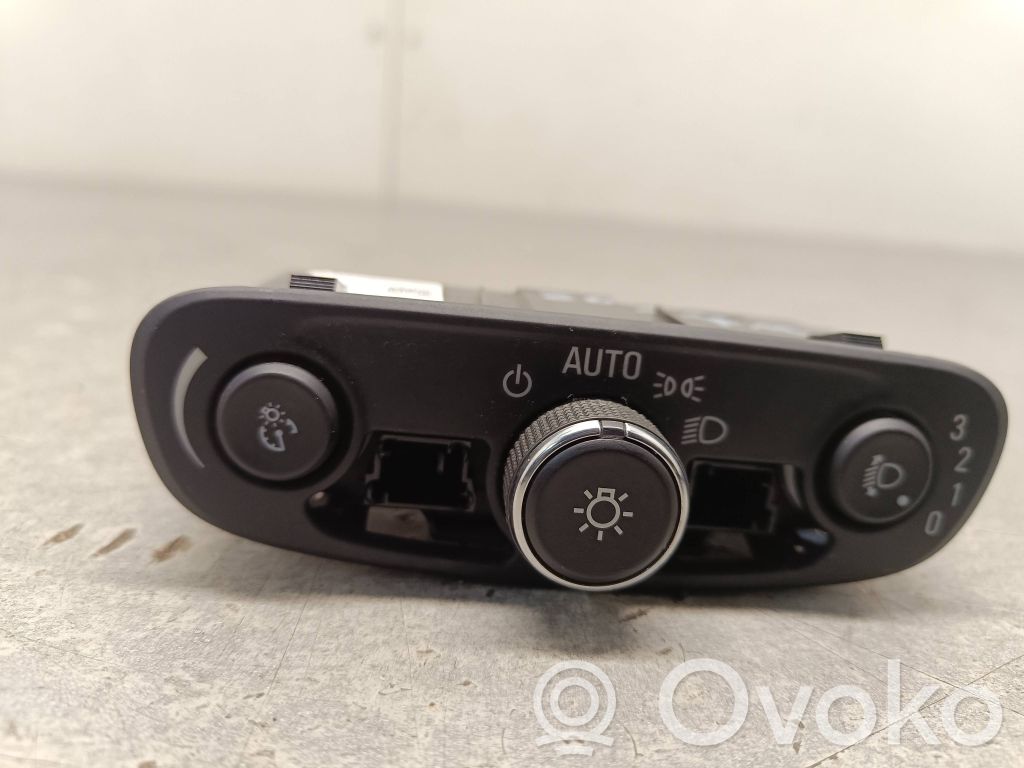 Opel Mokka X Light switch 