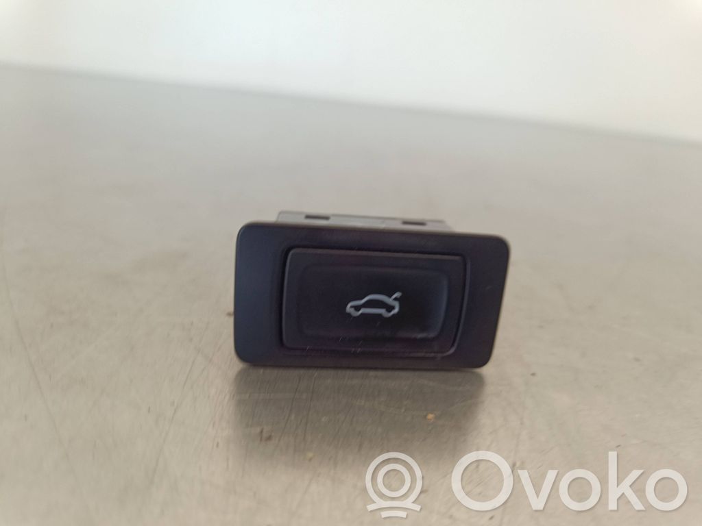 Audi A6 Allroad C7 Tailgate/boot open switch button 