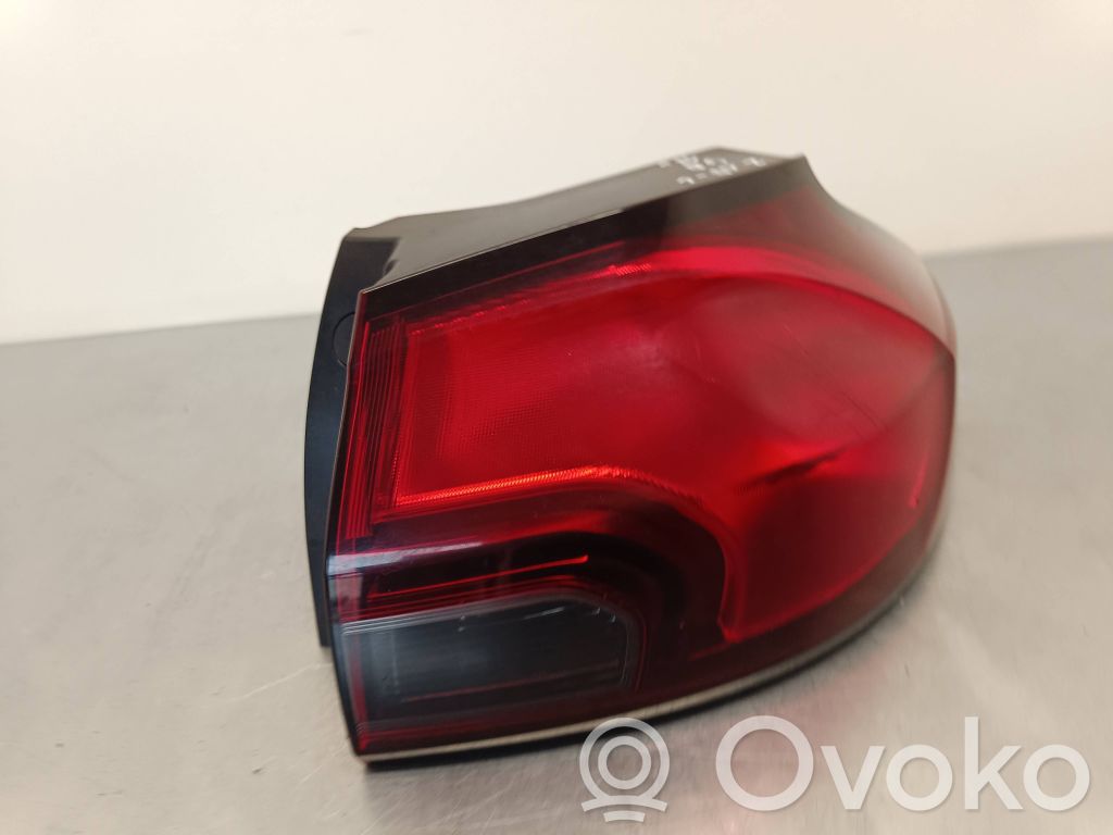 Opel Zafira C Lampa tylna 