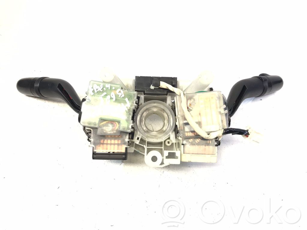 Mazda 6 Interruptor/palanca de limpiador de luz de giro 