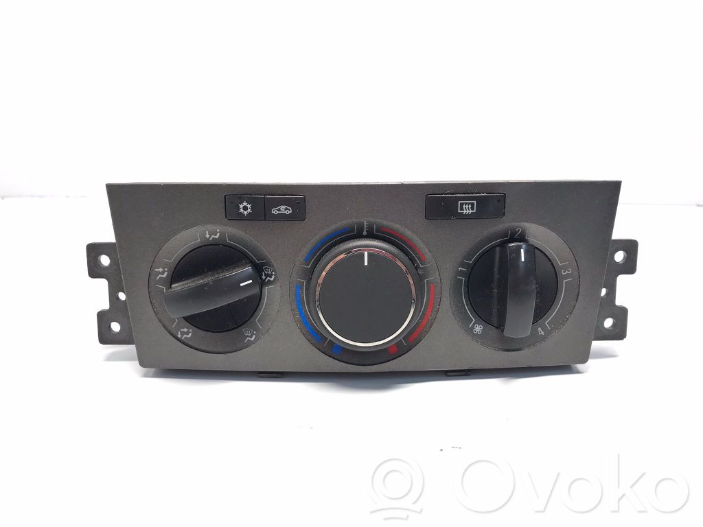 Opel Antara Climate control unit 