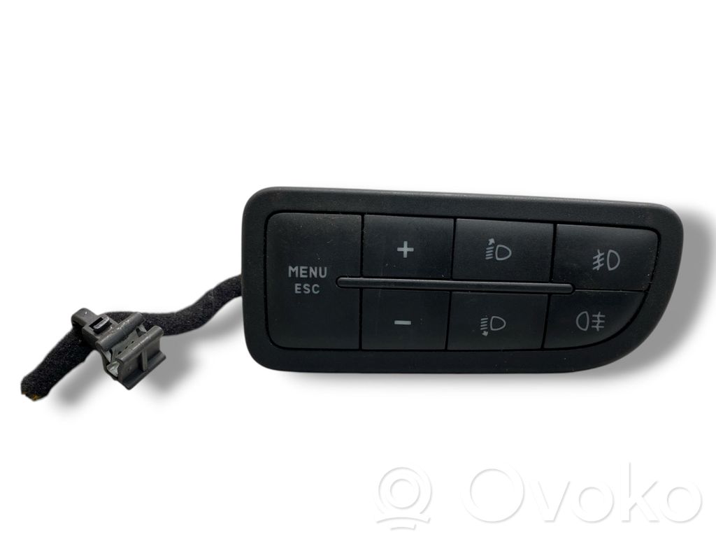 Fiat Grande Punto Przycisk / Pokrętło regulacji świateł 