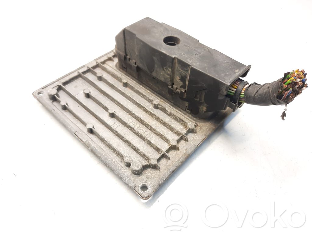 Ford Fiesta Engine control unit/module 