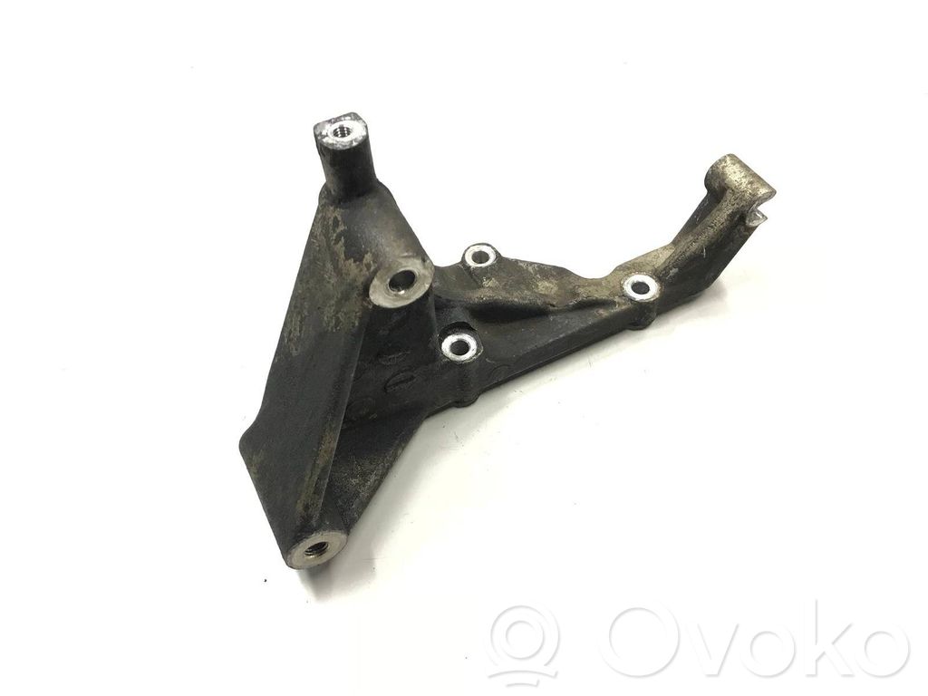 Generator/alternator bracket   K3266