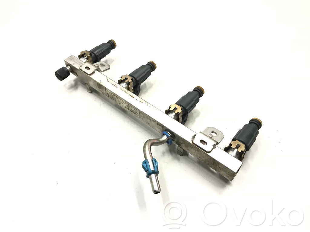 Opel Corsa C Tubo principal de alimentación del combustible 