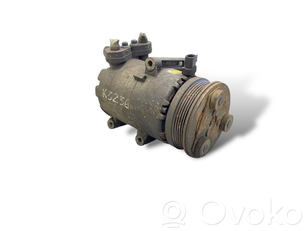 Ford C-MAX I Air conditioning (A/C) compressor (pump) 