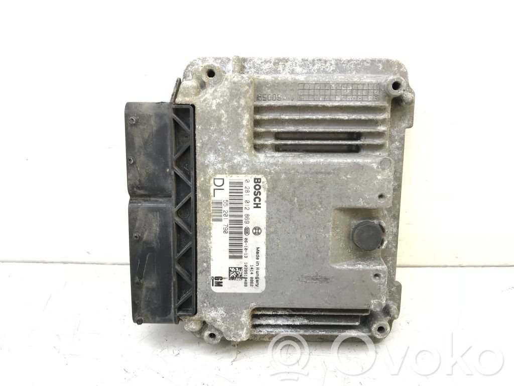 Opel Vectra C Engine control unit/module 