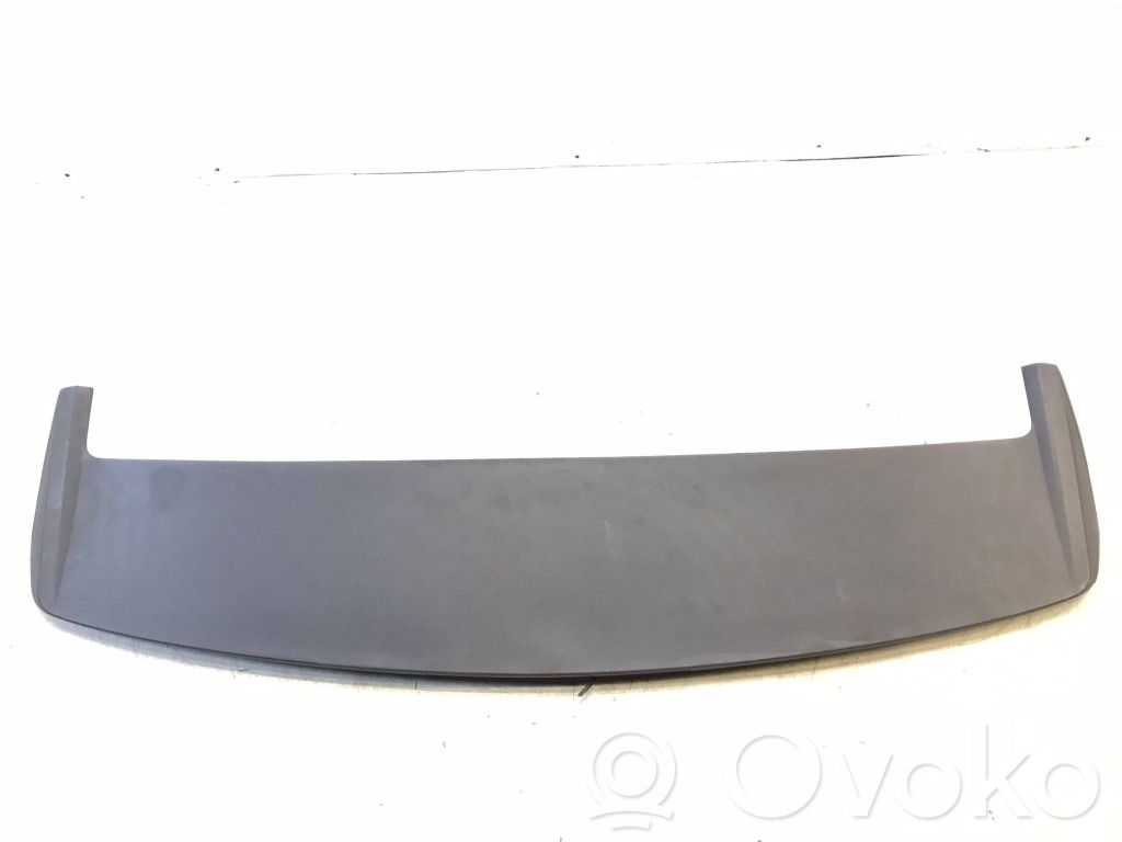 Becquet de coffre   K3862