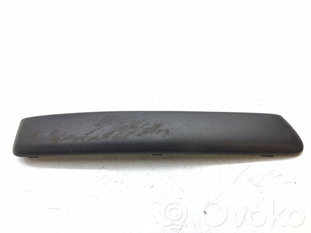 Ford Focus Front bumper splitter molding 