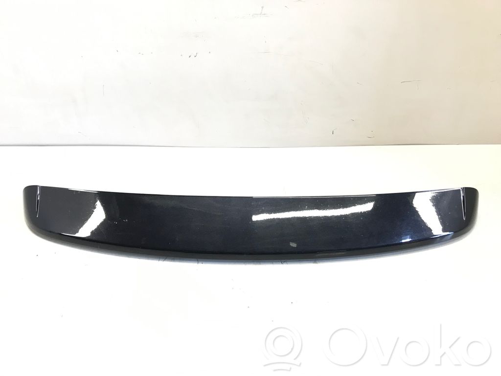 Tailgate/trunk spoiler   K4817