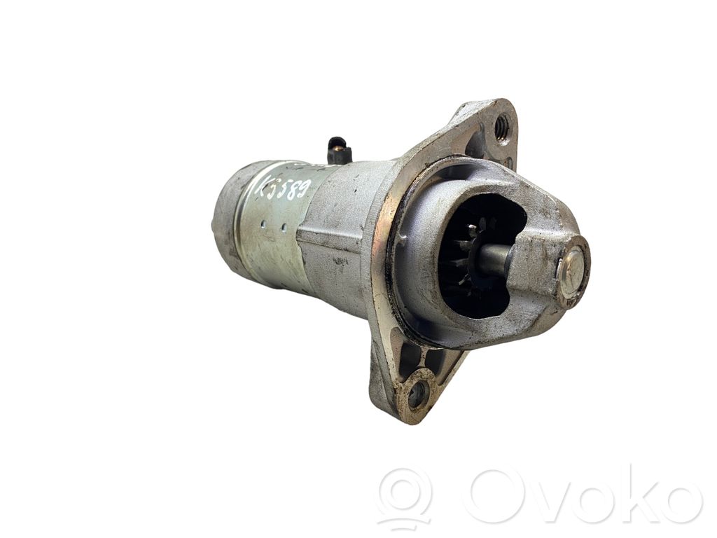 Opel Zafira B Starter motor 