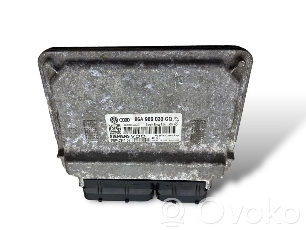 Audi A3 S3 A3 Sportback 8P Engine control unit/module 