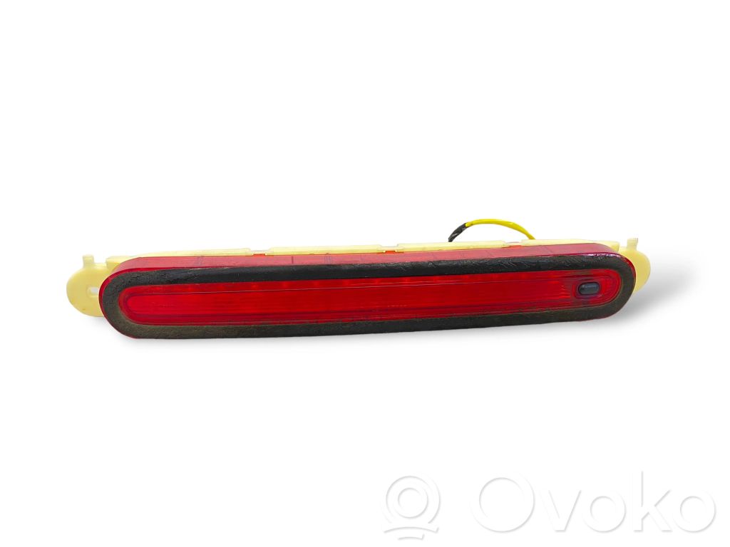 Third/center stoplight   GS1F51580