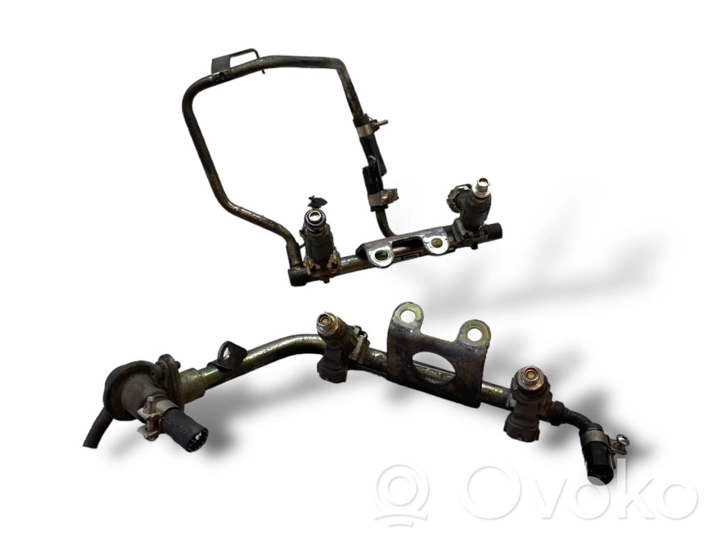 Subaru Legacy Fuel injectors set 