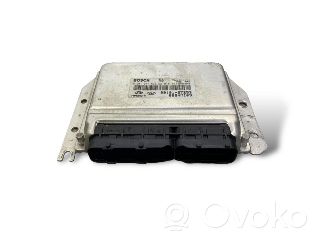 Hyundai Santa Fe Engine control unit/module 