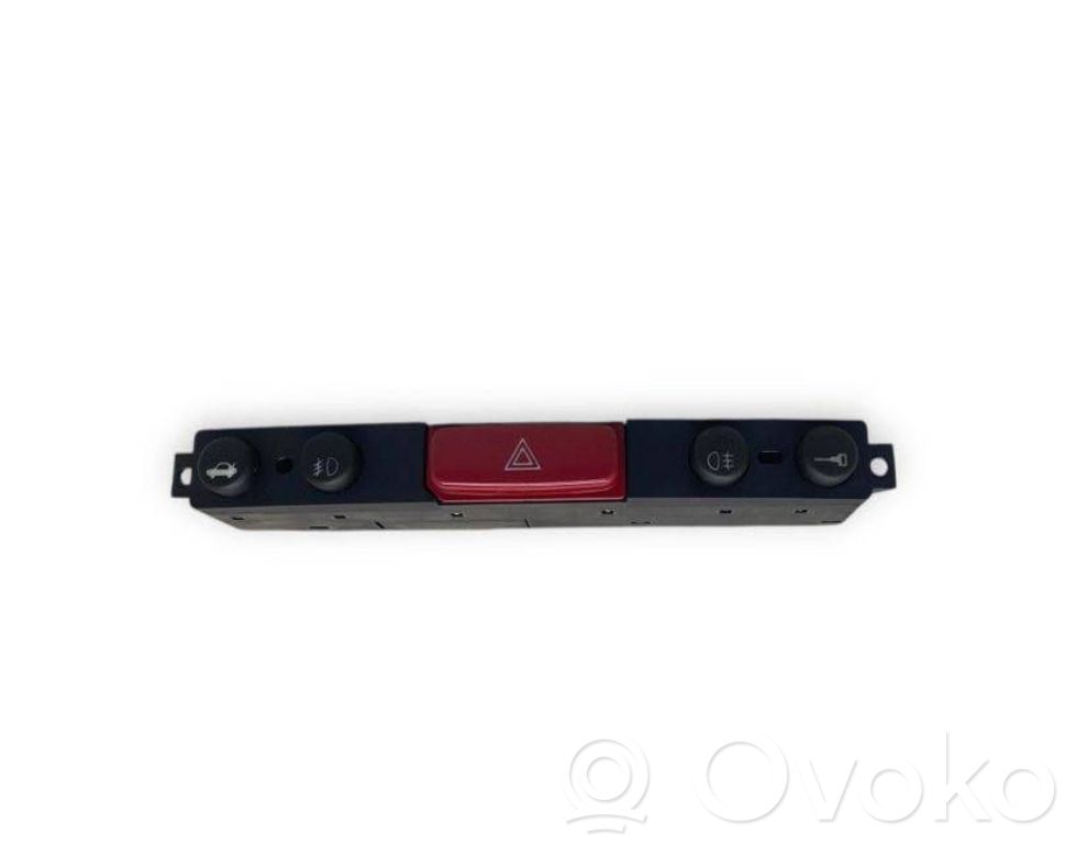 Alfa Romeo 147 Hazard light switch 