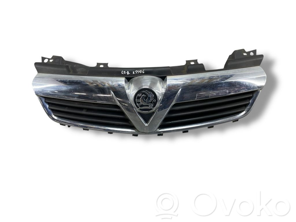 Opel Zafira B Front bumper upper radiator grill 