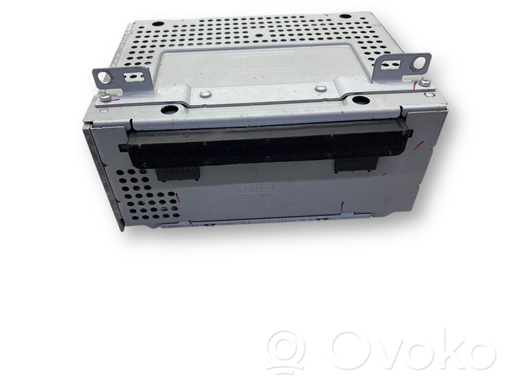 Ford Focus Radio / CD-Player / DVD-Player / Navigation 