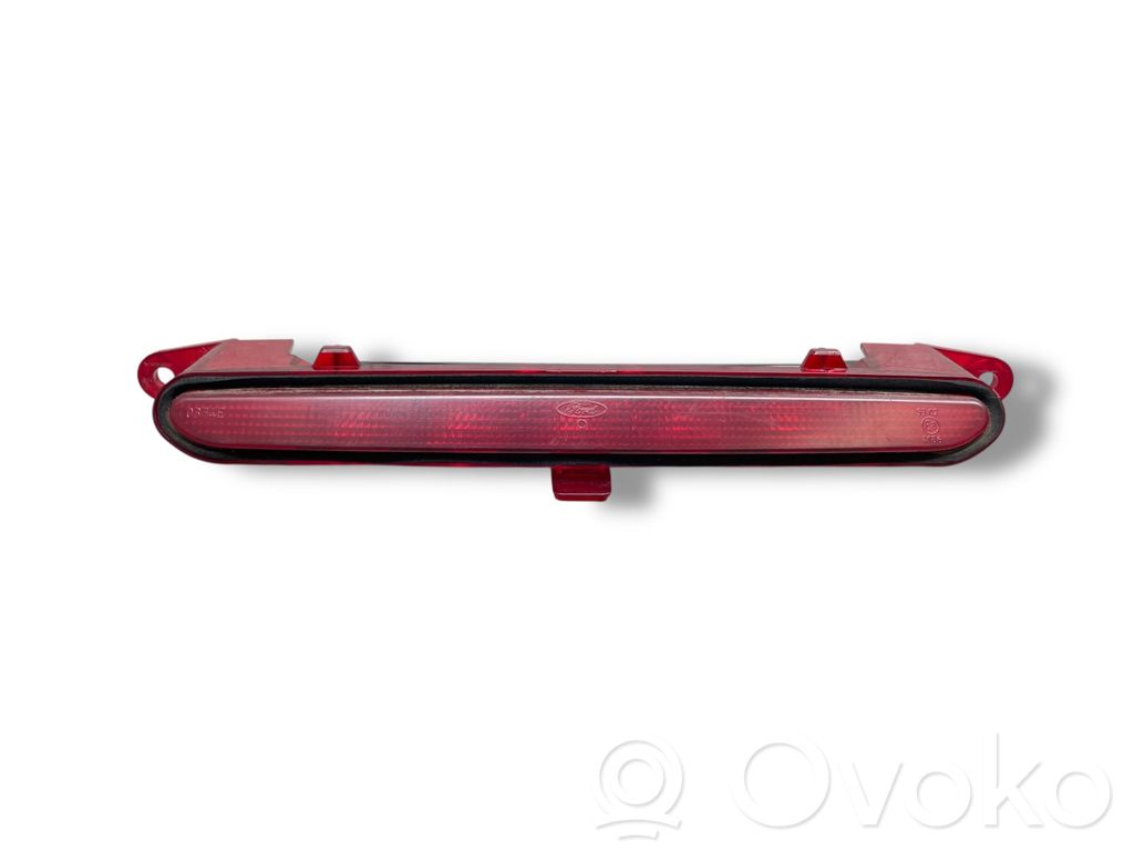 Ford Focus Third/center stoplight 