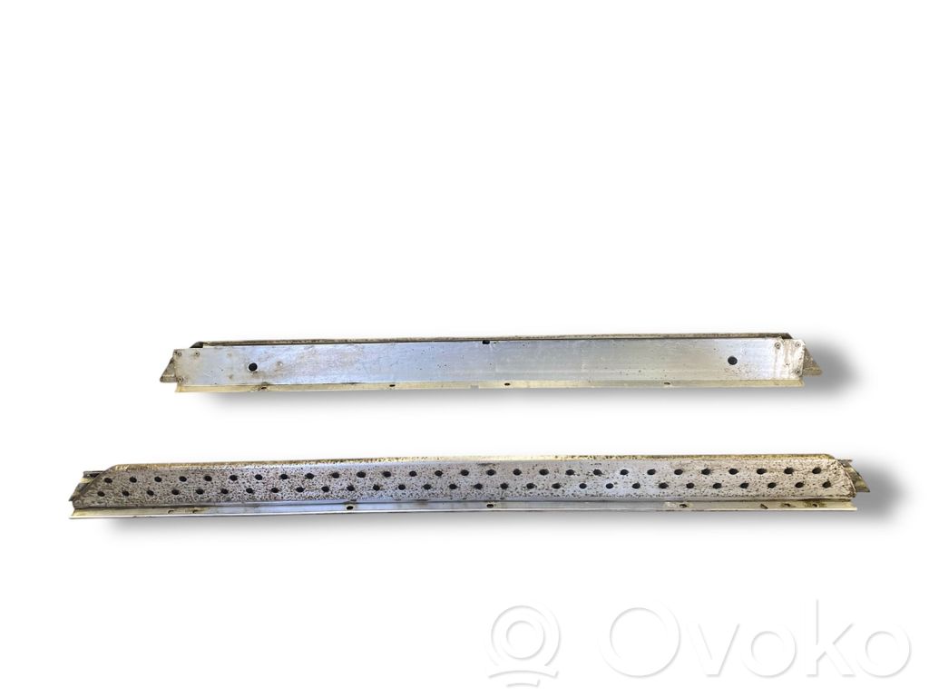 Sill   8403077,8403078