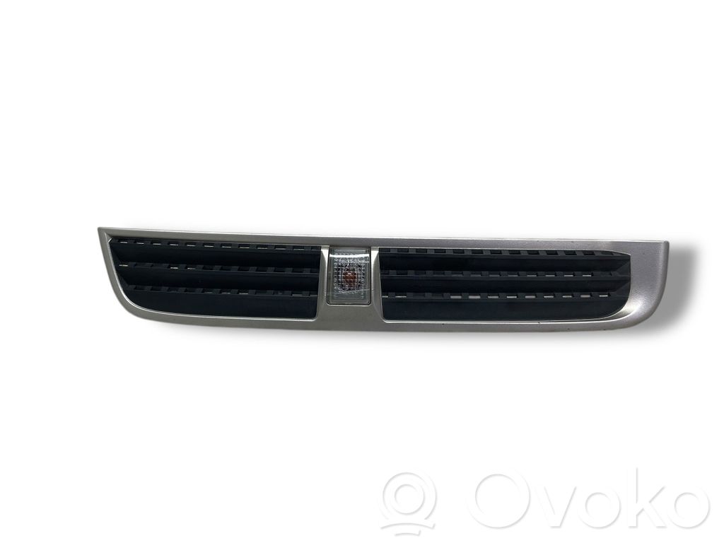 Opel Antara Fender grill 