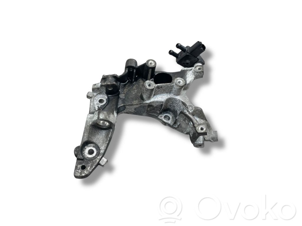 Engine mounting bracket   9684613880